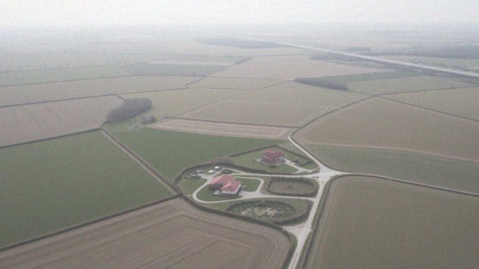 Jakie są różnice między mapą ewidencyjną a mapą zasadniczą?