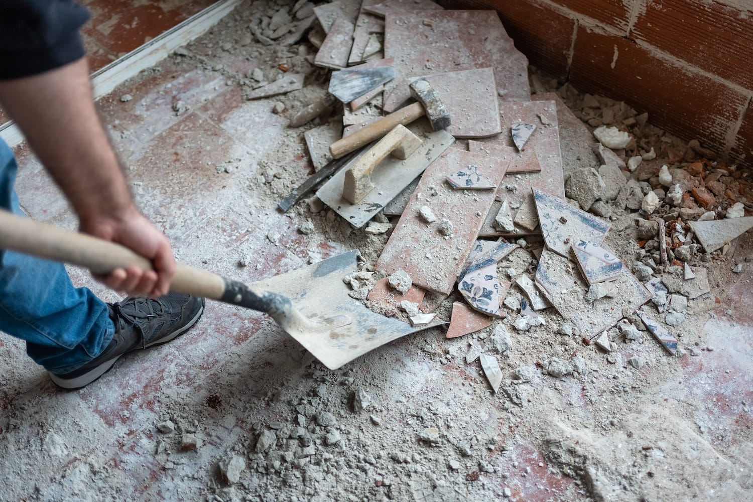 Jak pozbyć się gruzu po remoncie we Wrocławiu?